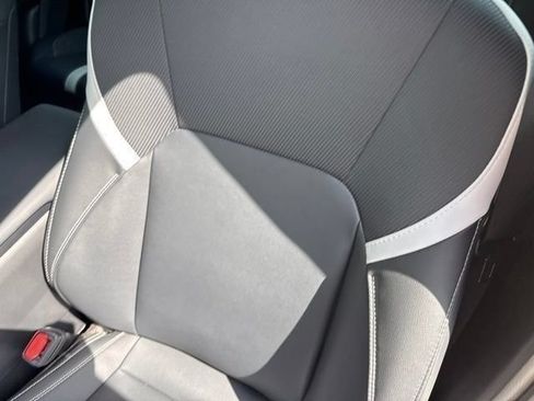 Used 2025 Toyota Camry SE FWD image 10