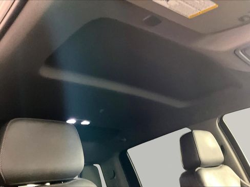 Used 2020 GMC Sierra 1500 SLT AWD/4WD image 13