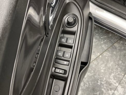 Used 2019 Buick Encore Preferred image 7