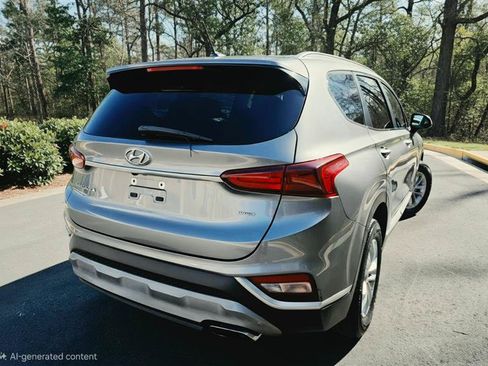 Used 2019 Hyundai Santa Fe SE AWD/4WD image 9