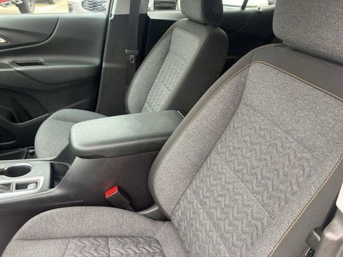 Used 2024 Chevrolet Equinox LT image 12