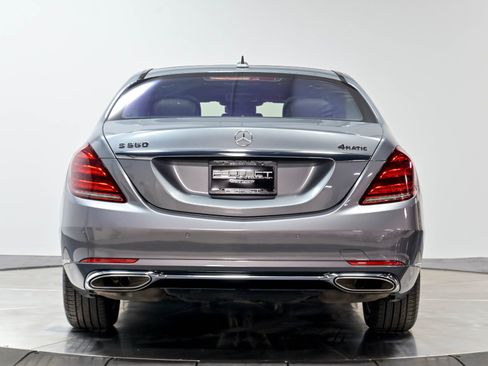 Used 2019 Mercedes-Benz S 560 4MATIC Sedan w/ Premium Package image 52