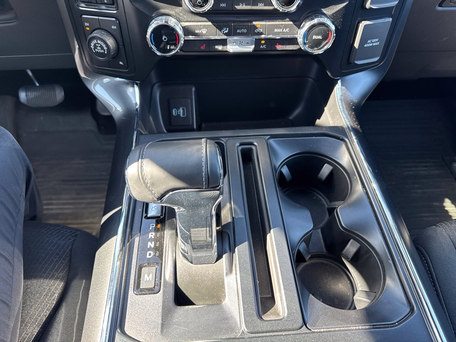 Used 2022 Ford F150 XLT w/ Equipment Group 302A High AWD/4WD image 21