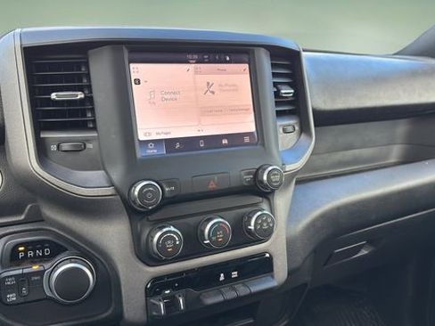 Used 2024 RAM 2500 Tradesman w/ Chrome Appearance Group image 21