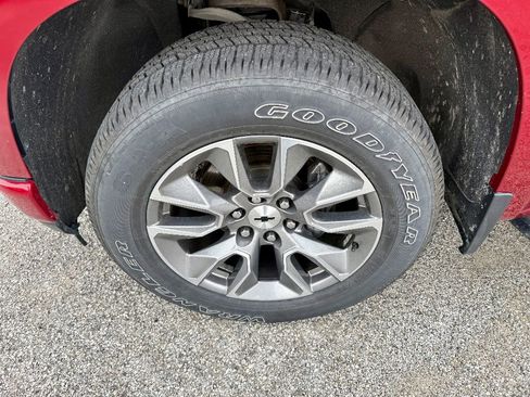 Used 2021 Chevrolet Silverado 1500 RST w/ Convenience Package II image 9