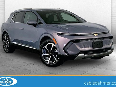 Used 2025 Chevrolet Equinox EV LT FWD image 1