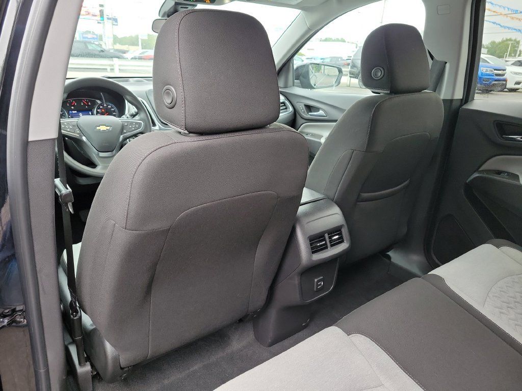 Used 2024 Chevrolet Equinox LS w/ LS Convenience Package FWD image 17