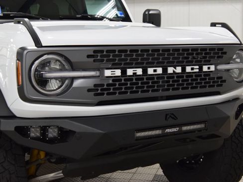 Used 2024 Ford Bronco Badlands AWD/4WD image 11