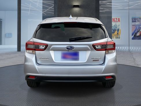 Used 2022 Subaru Impreza 2.0i Sport image 5