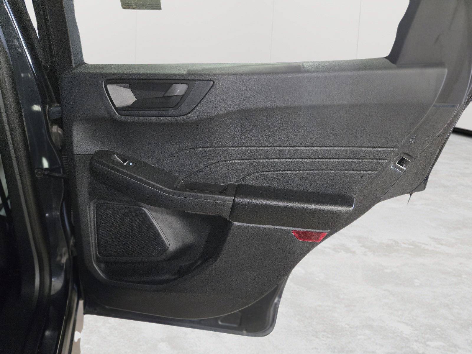 Used 2022 Ford Escape SE w/ Convenience Package FWD image 46