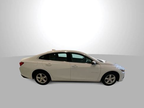 Used 2023 Chevrolet Malibu LT image 9