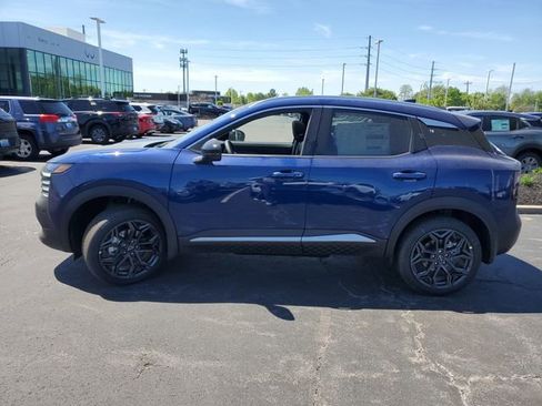 New 2026 Nissan Kicks SR w/ SR Premium Package FWD image 4