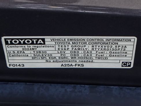 Used 2024 Toyota Camry SE FWD image 31
