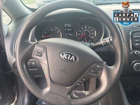 Used 2017 Kia Forte LX FWD image 26