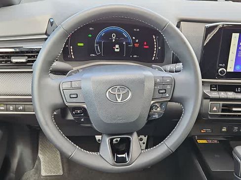 Used 2026 Toyota Camry Hybrid w/ Convenience Package FWD image 20