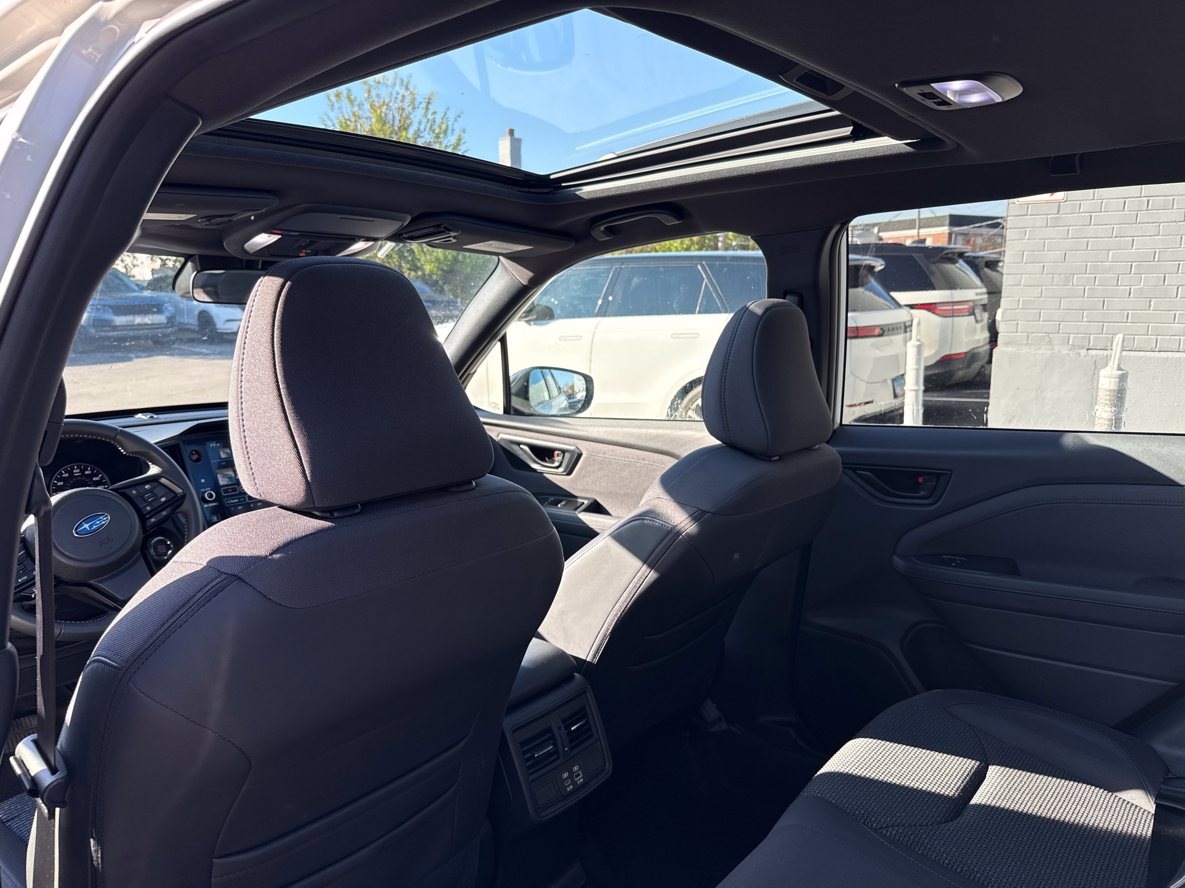 Used 2025 Subaru Forester Premium AWD/4WD image 9