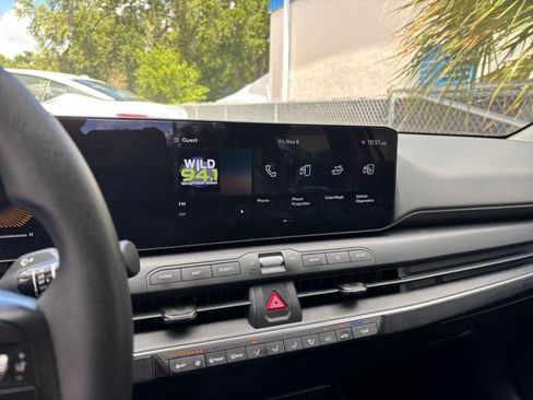 Used 2025 Kia K4 FWD image 18