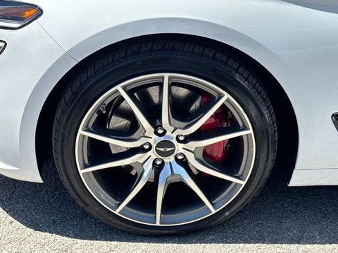 Used 2025 Genesis G70 2.5T RWD image 24