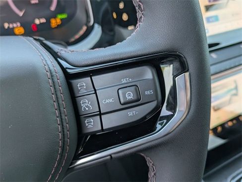 New 2025 Jeep Wagoneer S Limited w/ Comfort Package image 16