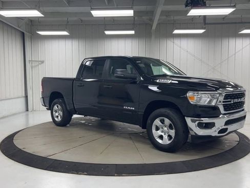 Used 2023 RAM 1500 Big Horn AWD/4WD image 2