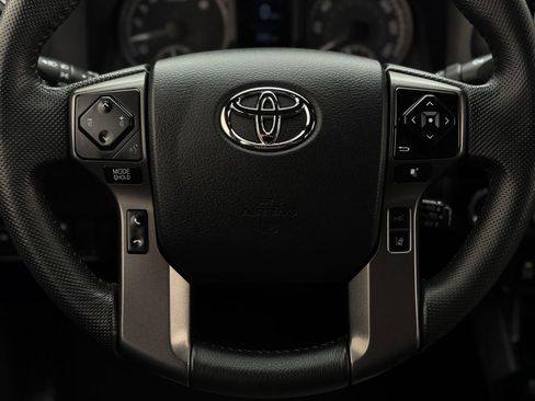 Certified 2023 Toyota Tacoma TRD Off-Road w/ Technology Package AWD/4WD image 14