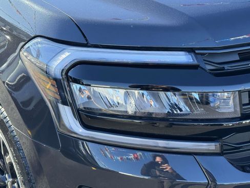 Used 2024 Ford Expedition Max Limited image 8