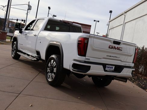 New 2026 GMC Sierra 3500 Denali w/ Denali Reserve Package image 3