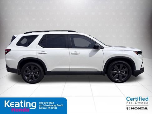Certified 2025 Honda Pilot Sport image 5