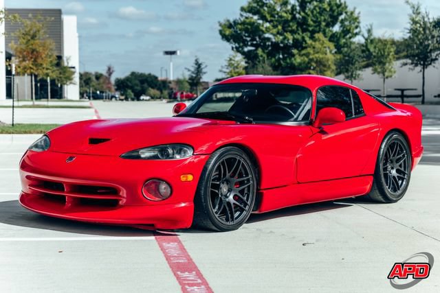 Used 1997 Dodge Viper GTS RWD image 9