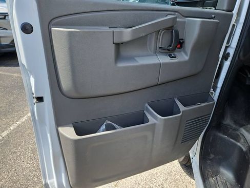 Used 2021 Chevrolet Express 2500 w/ Driver Convenience Package RWD image 12