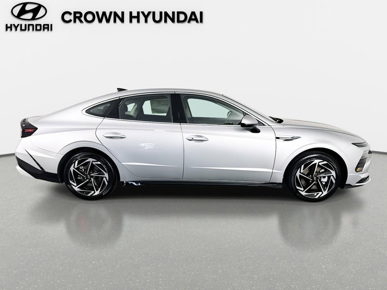 New 2026 Hyundai Sonata SEL FWD image 4