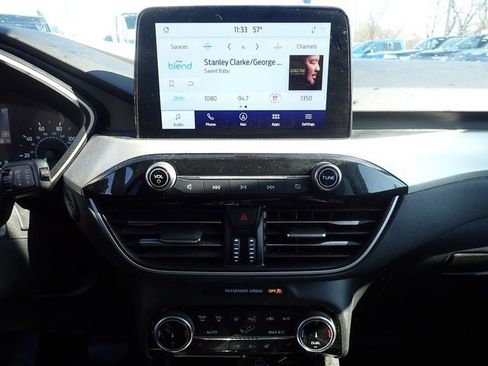 Certified 2022 Ford Escape SEL image 28