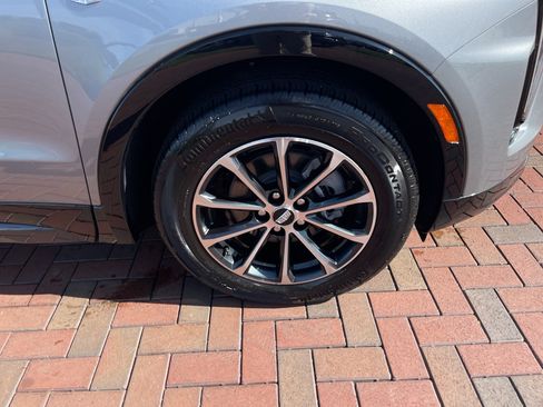 Used 2024 Cadillac XT4 Sport FWD image 6