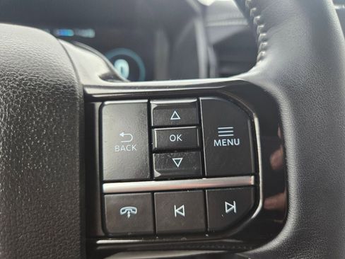 Used 2025 Ford F150 Lightning Platinum image 18