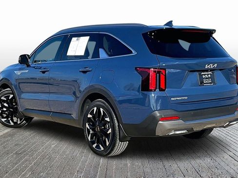 Used 2025 Kia Sorento SX image 12