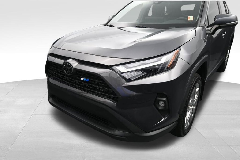 Used 2024 Toyota RAV4 XLE Premium w/ Weather Package AWD/4WD image 10
