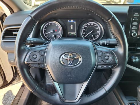 Used 2024 Toyota Camry SE w/ Convenience Package FWD image 9