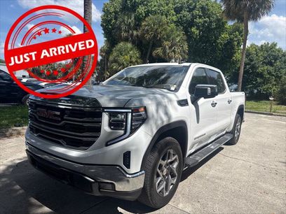 Used 2025 GMC Sierra 1500 SLT w/ SLT Premium Package