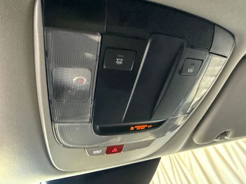 Used 2023 Kia Sportage EX AWD/4WD image 25