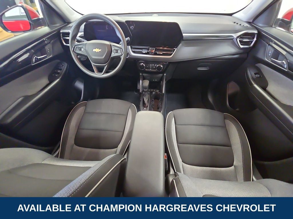 Used 2026 Chevrolet TrailBlazer LT AWD/4WD image 27
