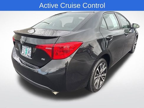 Used 2017 Toyota Corolla SE image 7