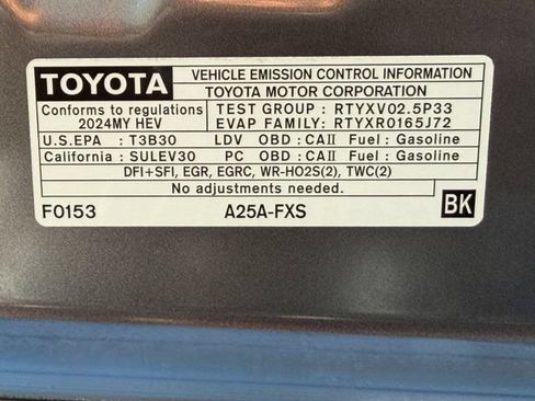 Used 2024 Toyota Camry SE FWD image 23