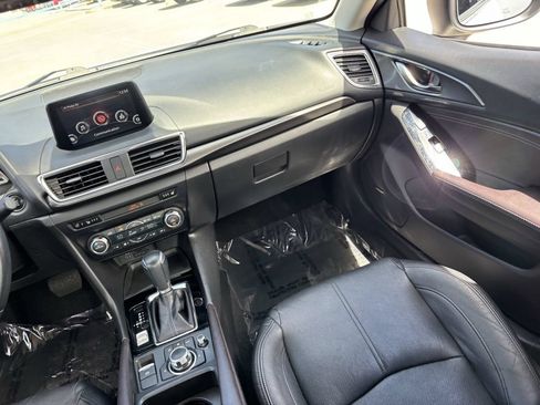 Used 2017 MAZDA MAZDA3 Grand Touring w/ Premium Equipment Package FWD image 14
