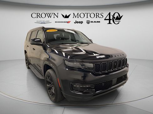 Used 2025 Jeep Wagoneer Series II w/ Convenience Group I AWD/4WD image 1