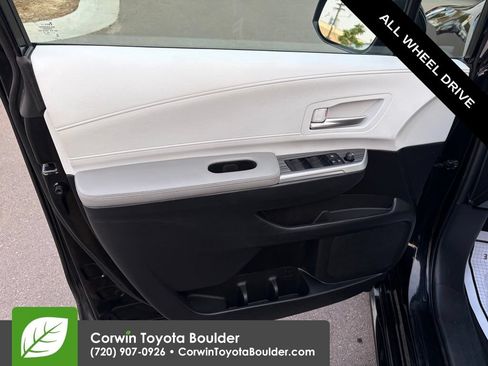 Used 2025 Toyota Sienna XLE w/ XLE Plus Package AWD/4WD image 25