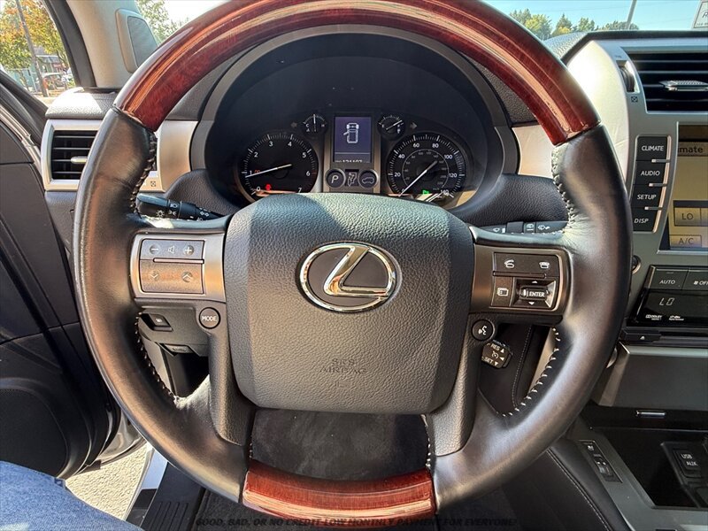 Used 2010 Lexus GX 460 w/ Convenience Pkg AWD/4WD image 28