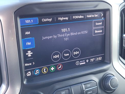 Used 2022 Chevrolet Silverado 2500 LTZ w/ LTZ Plus Package image 16