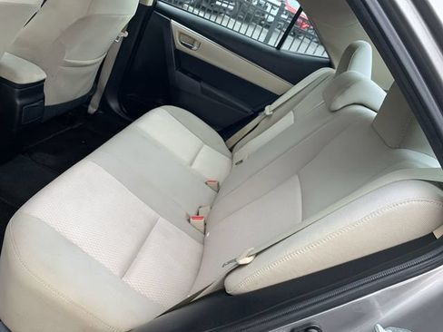 Used 2014 Toyota Corolla LE FWD image 10