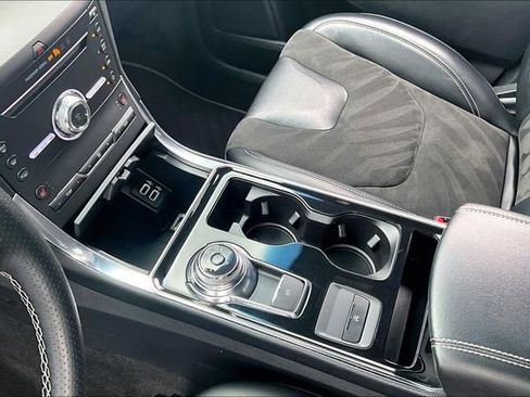 Used 2019 Ford Edge ST w/ Convenience Package image 13