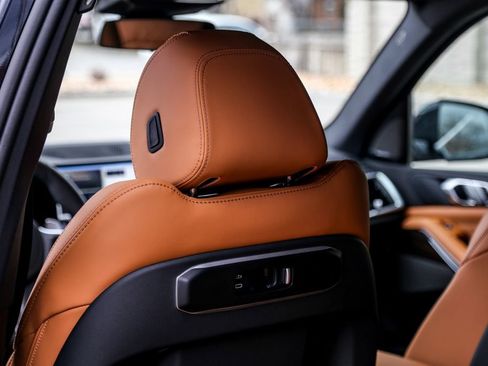 New 2026 BMW X5 xDrive40i w/ Executive Package image 21